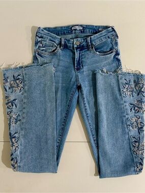 Dear John jeans embroidered “sloan” size 26